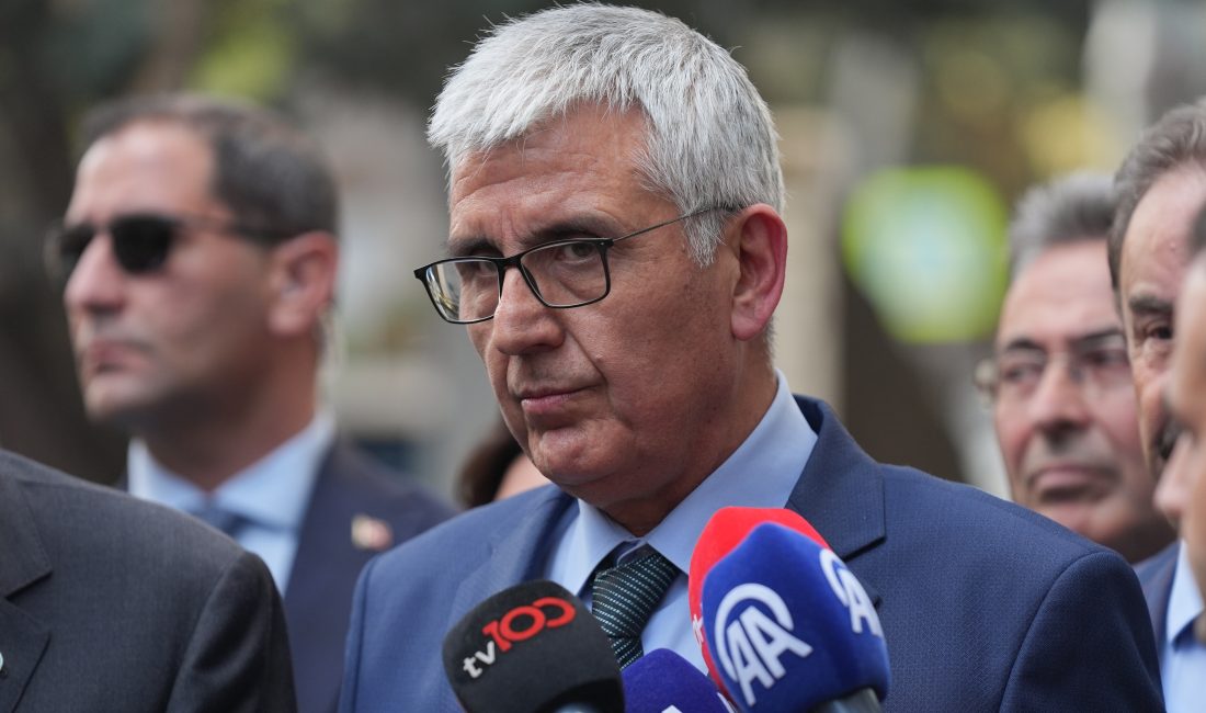 - "Bir belediye başkanını hangi sebeple olursa olsun görevden alıyorsanız