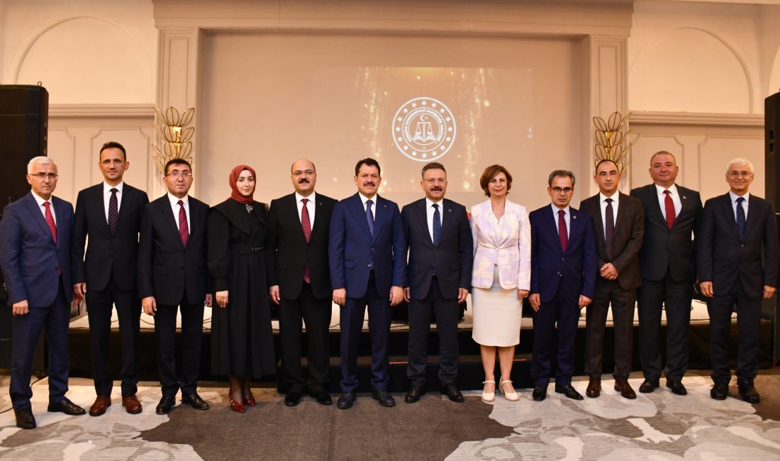 ESKİŞEHİR (AA) – Hakimler ve Savcılar Kurulu kararıyla İzmir Cumhuriyet