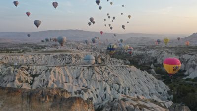 NEVŞEHİR (AA) – BEHÇET ALKAN – Kapadokya'yı kuşbakışı izlemek isteyen