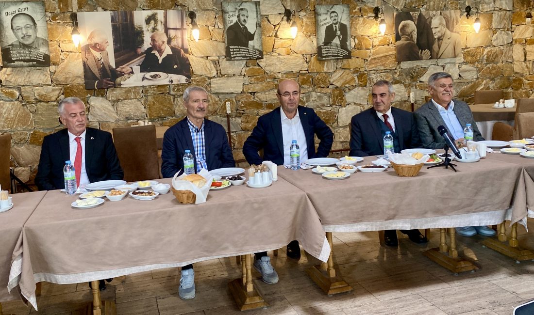 KIRŞEHİR (AA) – Kırşehir Belediye Başkanı Selahattin Ekicioğlu, kentteki basın