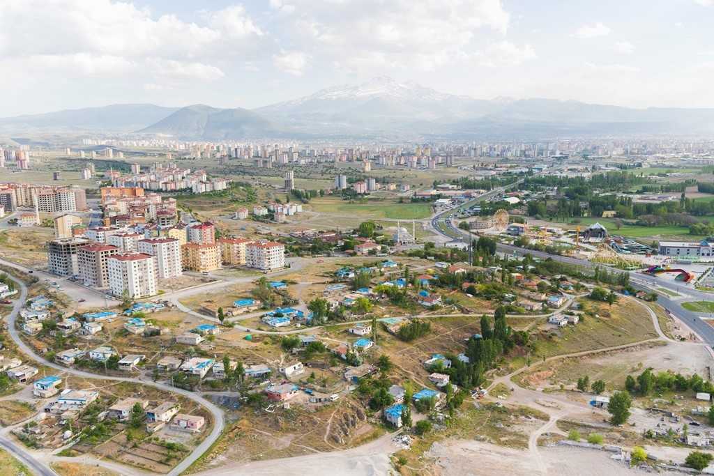 KAYSERİ (AA) – Kocasinan Belediye Başkanı Ahmet Çolakbayrakdar, Kentsel Dönüşüm