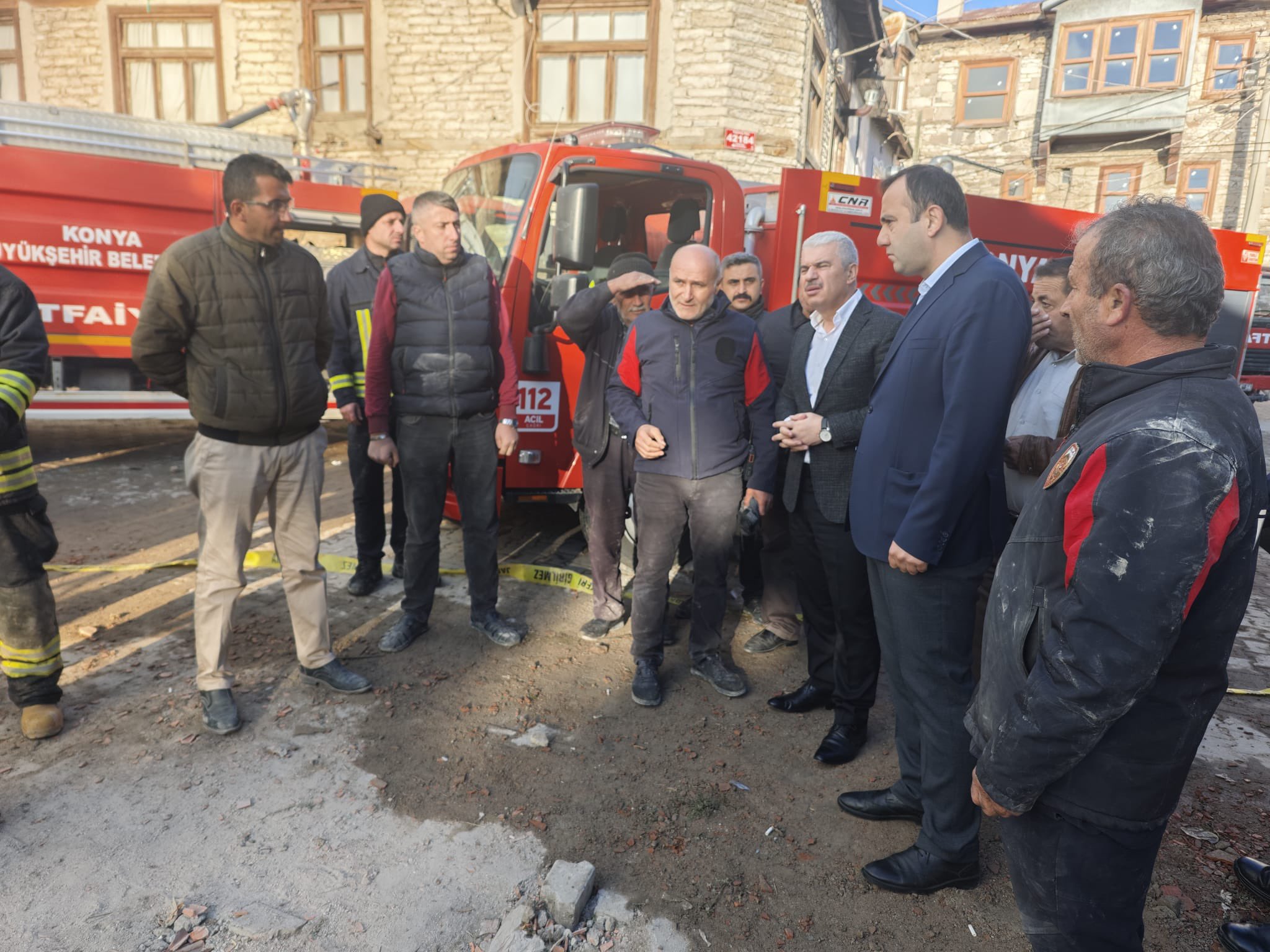 KONYA (AA) – Konya'nın Beyşehir ilçesinde çıkan yangında 3 ev