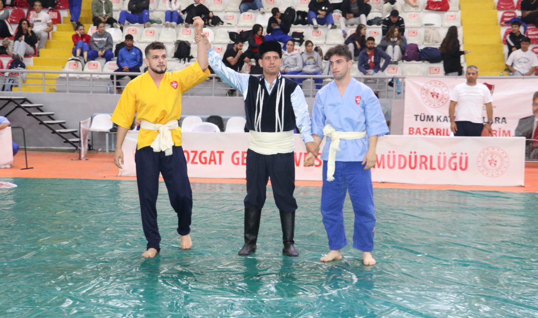 YOZGAT (AA) – Türkiye Geleneksel Güreşler Federasyonu tarafından Yozgat'ta düzenlenen