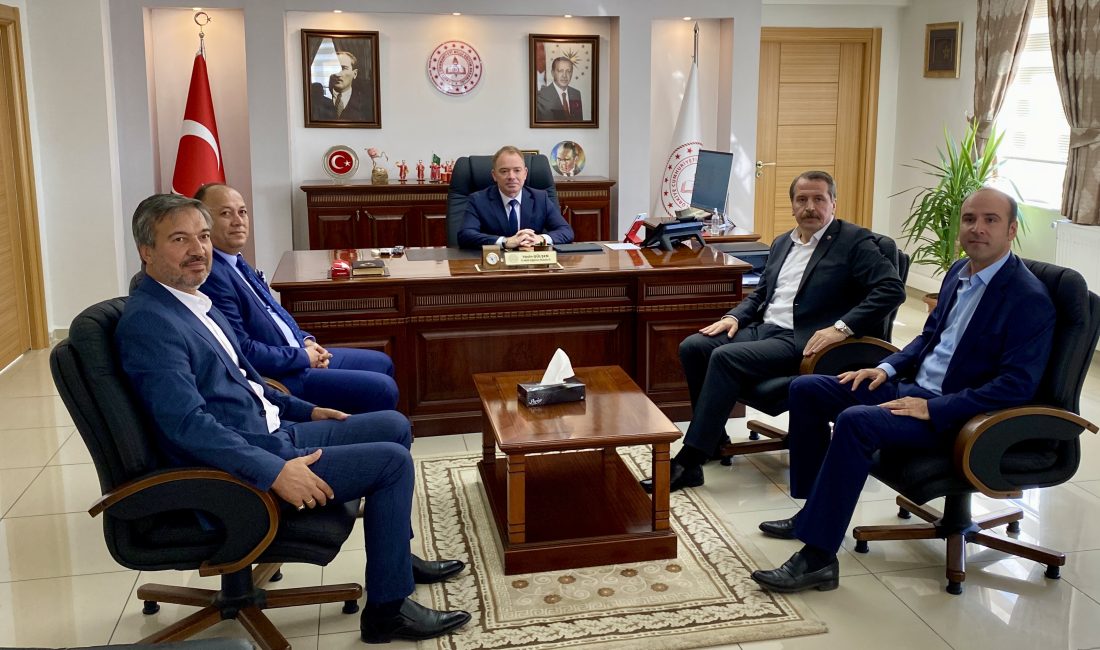 KIRŞEHİR (AA) – Memur-Sen Genel Başkanı Ali Yalçın, Kırşehir Ahi