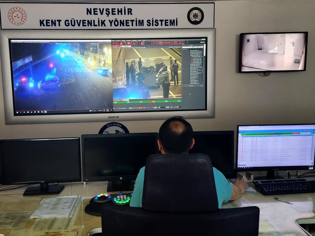 NEVŞEHİR (AA) – Nevşehir'de, ikiz plaka kullandığı güvenlik kamerasınca kaydedilen