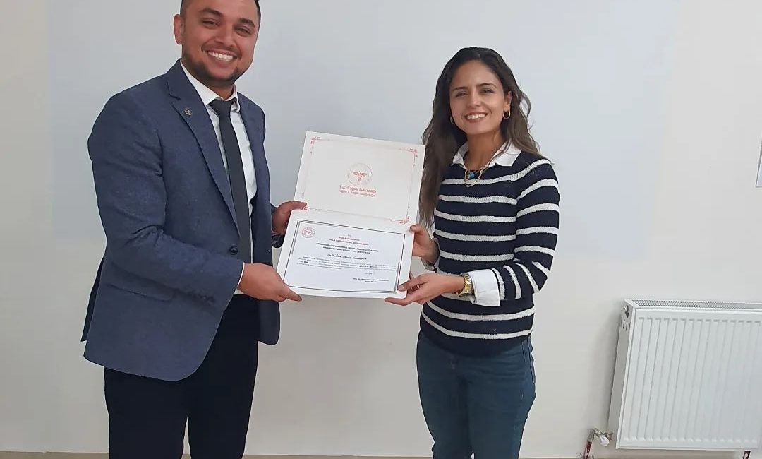 NİĞDE (AA) – Niğde'de sağlık çalışanlarına Yenidoğan Canlandırma Programı (NRP)
