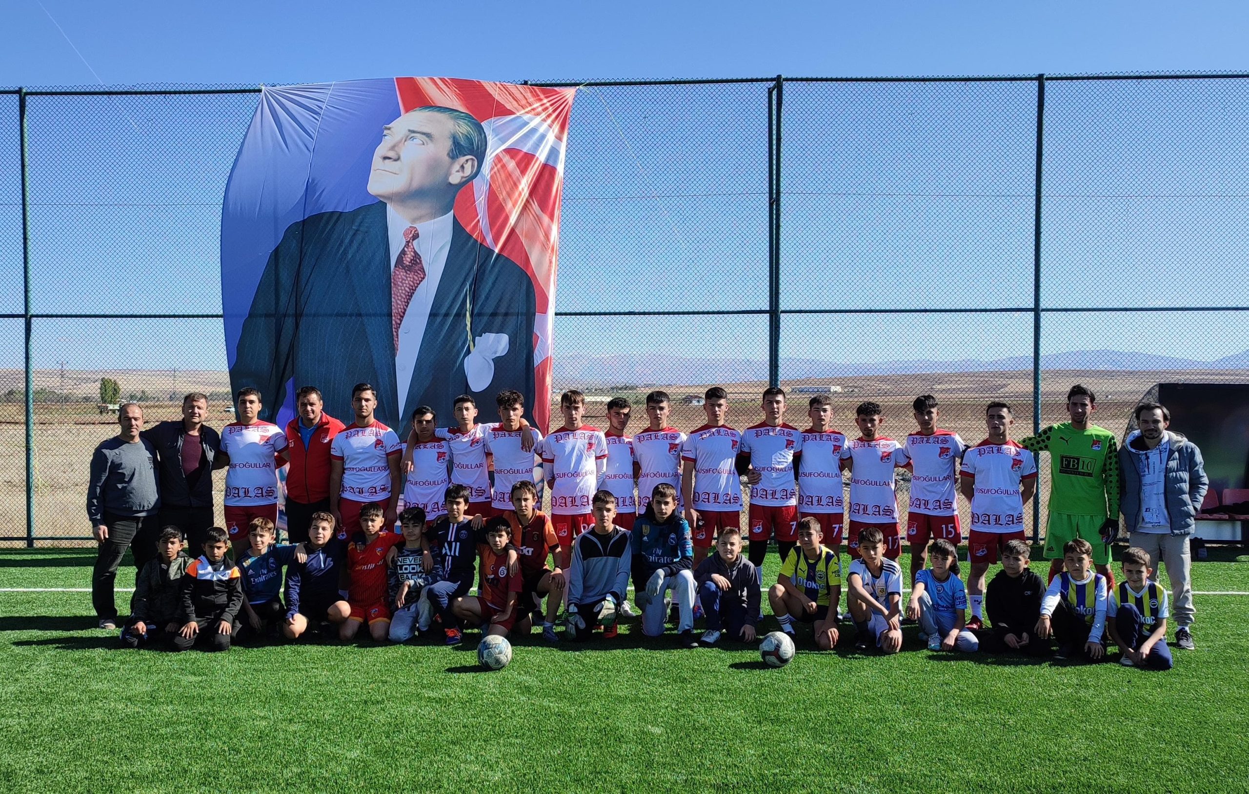 KAYSERİ (AA) – Kayseri'nin Sarıoğlan ilçesinde 18 yaş altı futbol