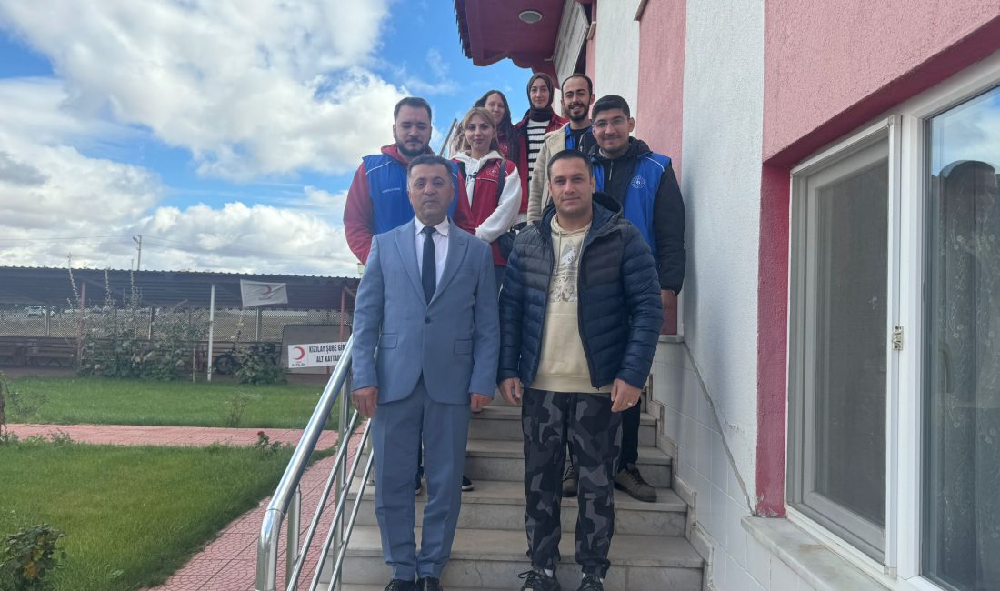 SİVAS (AA) – Sivas'ın Şarkışla ilçesinde Gençlik Merkezi gönüllüleri, "Güzel
