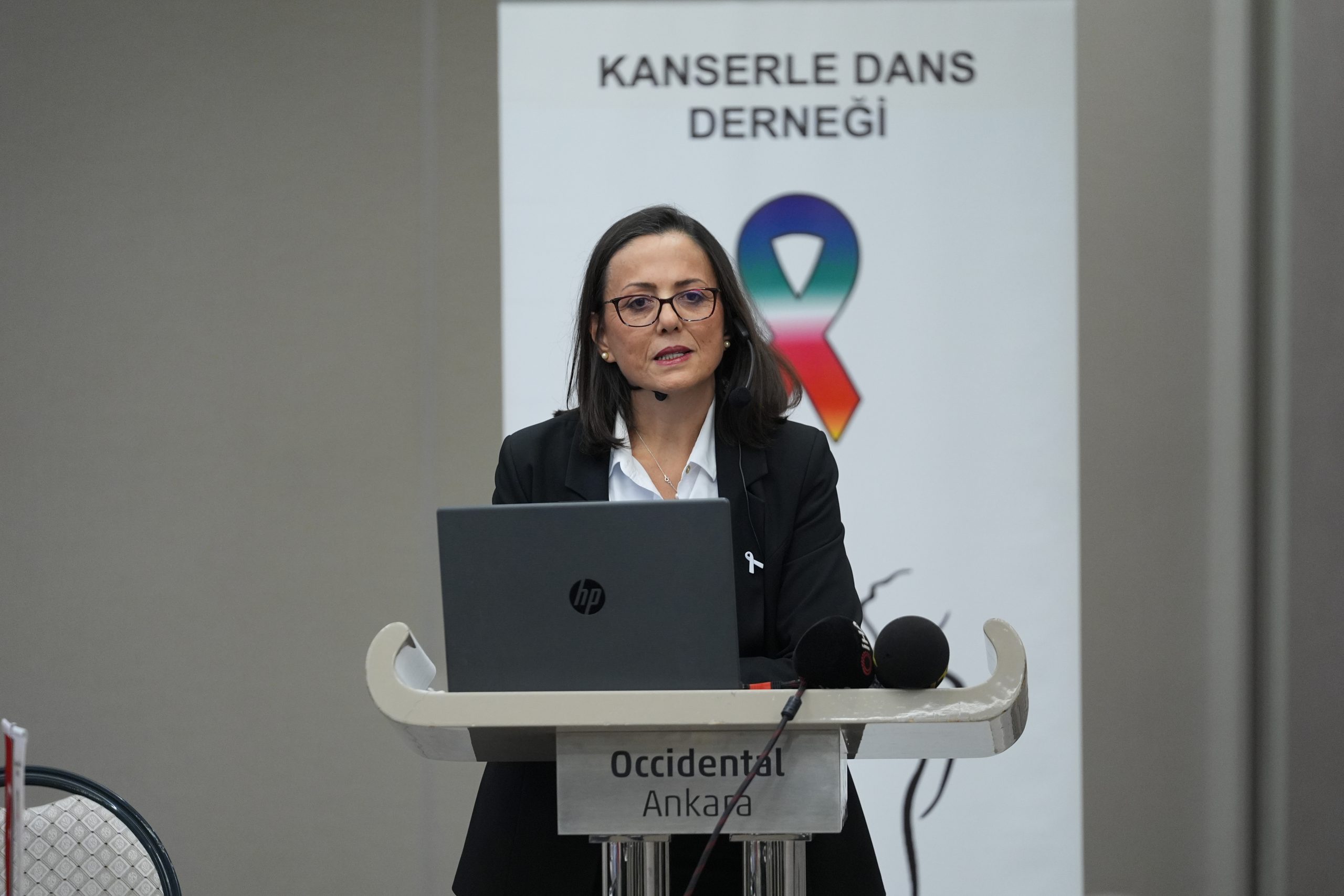 ANKARA (AA) – İç Hastalıkları ve Tıbbi Onkoloji Uzmanı Prof.