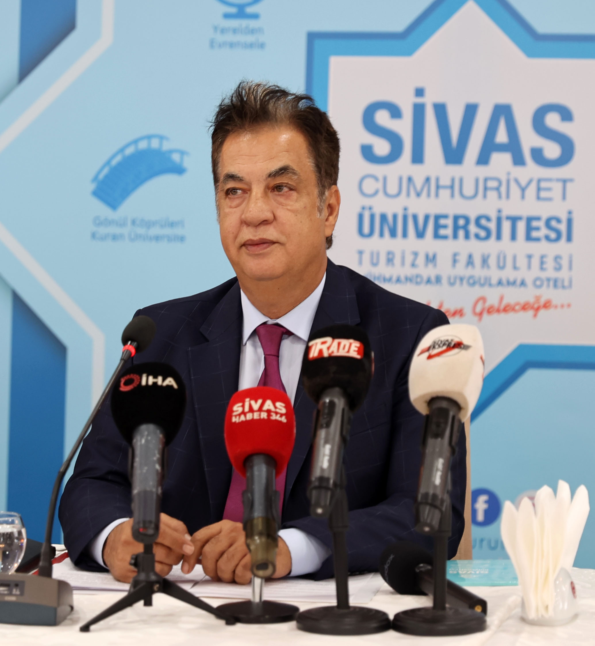 SİVAS (AA) – Sivas Cumhuriyet Üniversitesi Rektörü Prof. Dr. Ahmet