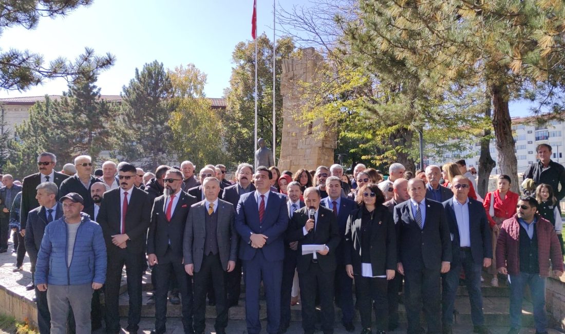 SİVAS (AA) – Sivas'ta, CHP İl Teşkilatı 29 Ekim Cumhuriyet