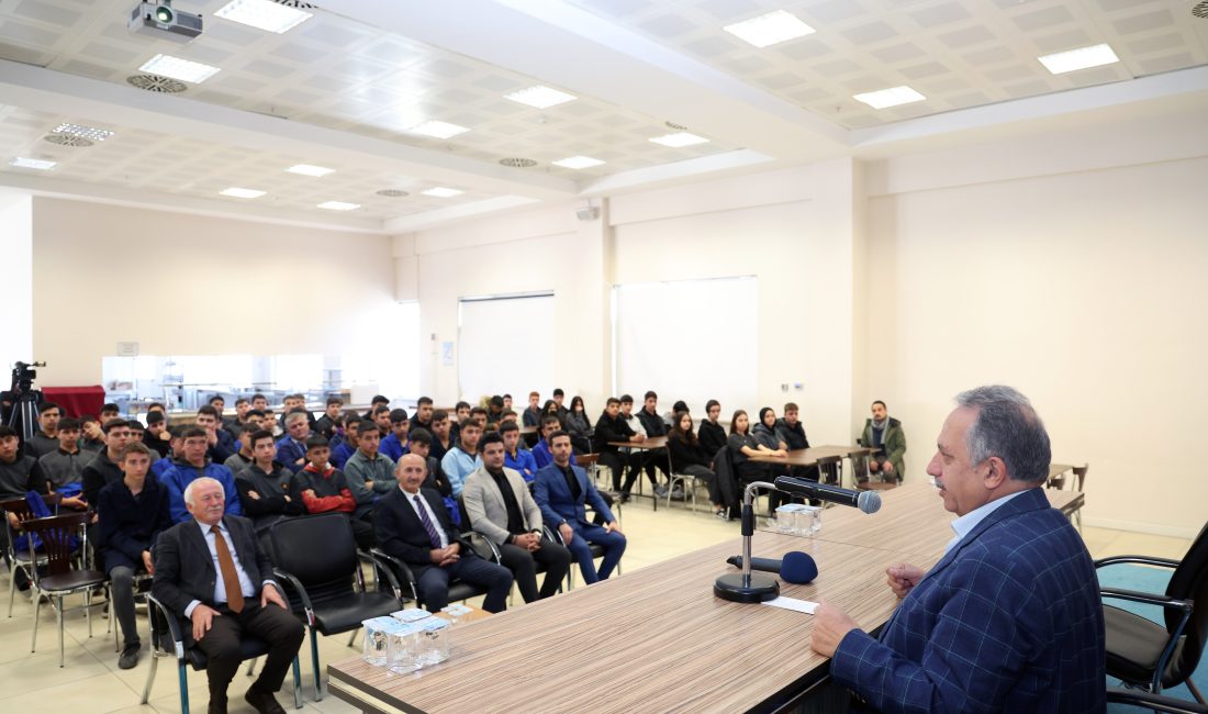 KAYSERİ (AA) – Talas Belediye Başkanı Mustafa Yalçın, OSB Teknik