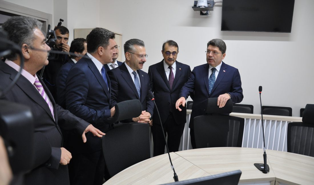 ESKİŞEHİR (AA) – Adalet Bakanı Yılmaz Tunç, üçüncüsü Eskişehir'de hizmete