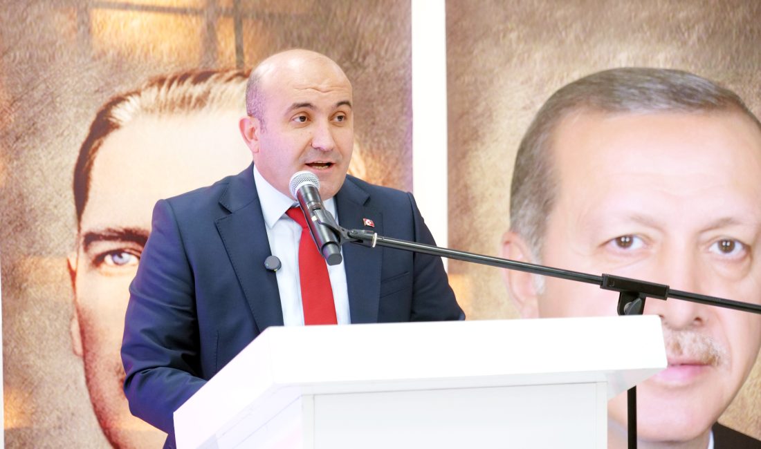 ESKİŞEHİR (AA) – Eskişehir'de, AK Parti 8. Olağan İlçe Kongreleri