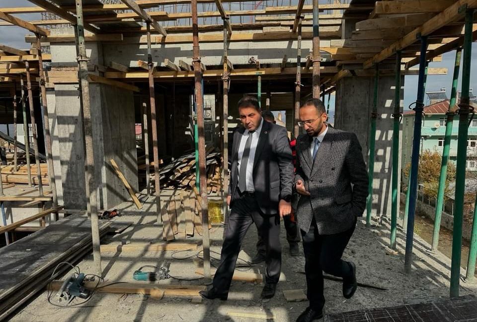 SİVAS (AA) – Akıncılar Belediye Başkanı Murat Sevinç, ilçede yapımı