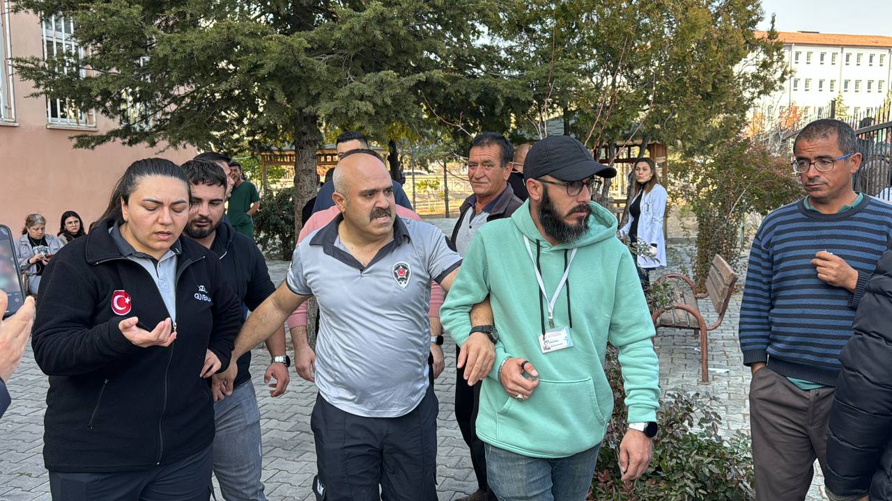 AKSARAY (AA) – Aksaray Ağız ve Diş Sağlığı Merkezi'ne muayene
