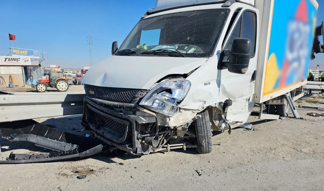 AKSARAY (AA) – Aksaray'da kamyon ile kamyonetin çarpışması sonucu 1