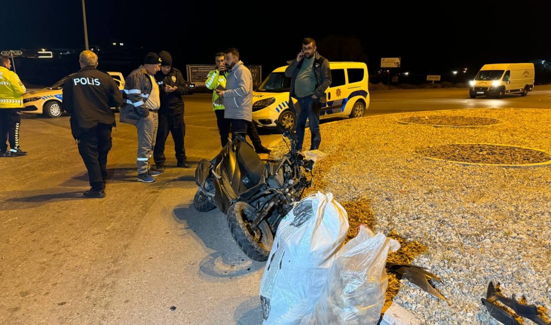 AKSARAY (AA) – Aksaray’da kamyonet ile motosikletin çarpışması sonucu 2