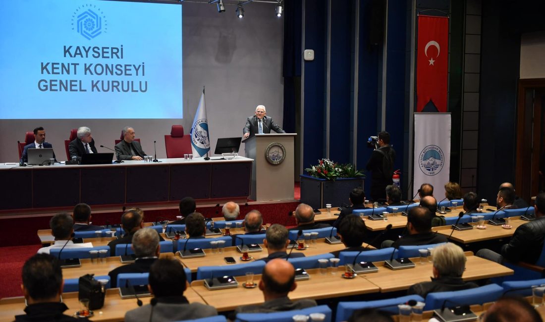 KAYSERİ (AA) – Kayseri Büyükşehir Belediye Başkanı Memduh Büyükkılıç, Kayseri