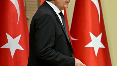 - "2025 yılından itibaren asgari ücretin 30 bin lira olması