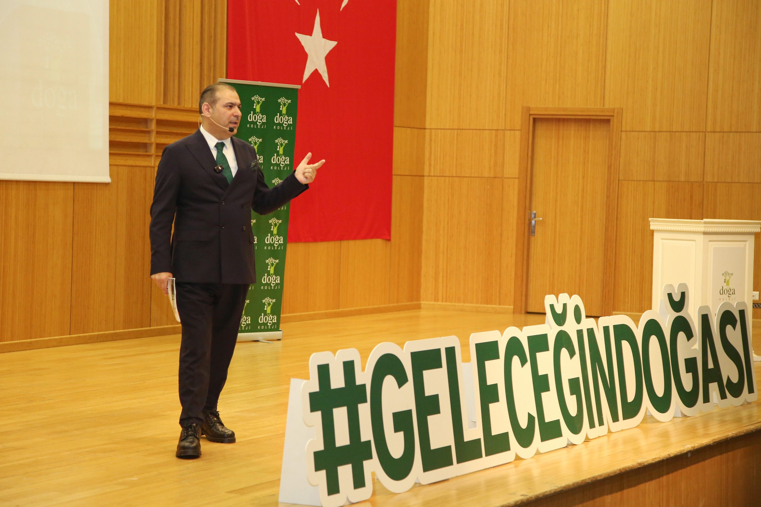 İSTANBUL (AA) – Doğa Koleji, eğitimde liderlik hedefi amacıyla yürüttüğü