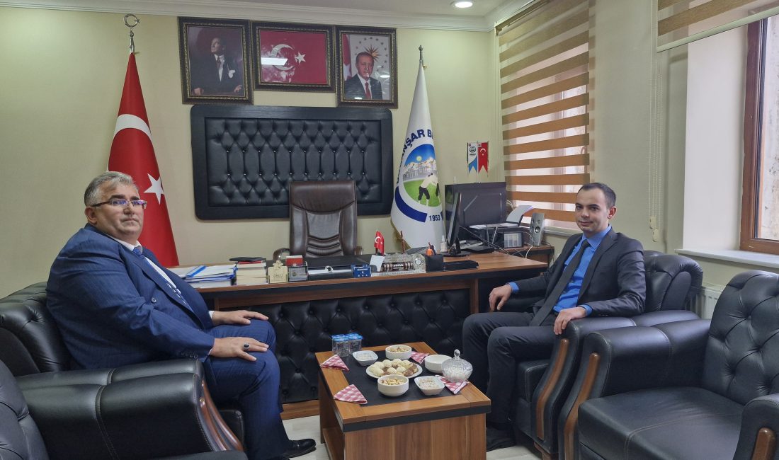 SİVAS (AA) – Doğanşar Kaymakamı Abdulmelih Orhan, Doğanşar Belediye Başkanı
