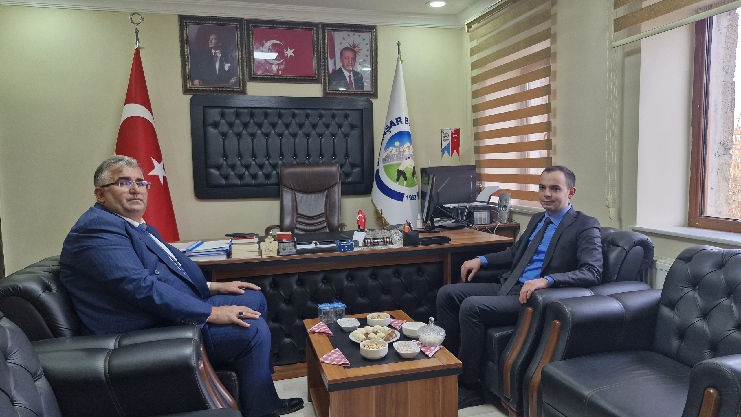 SİVAS (AA) – Doğanşar Kaymakamı Abdulmelih Orhan, Doğanşar Belediye Başkanı