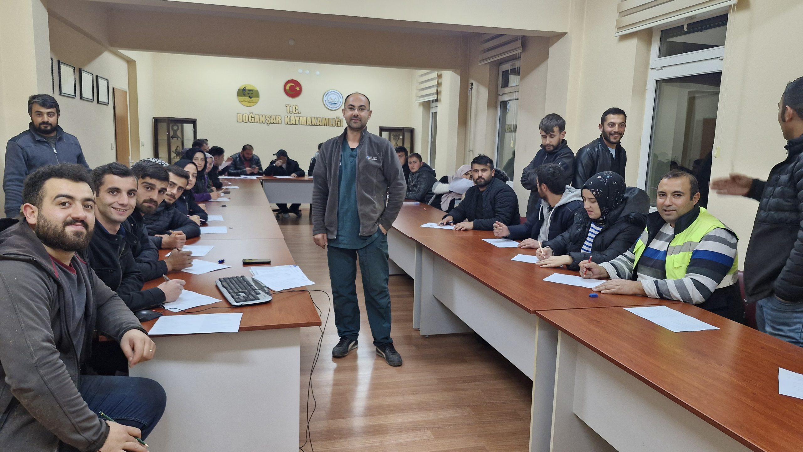 SİVAS (AA) – Sivas'ta genç girişimcilere yönelik besi sığırcılığı kursu