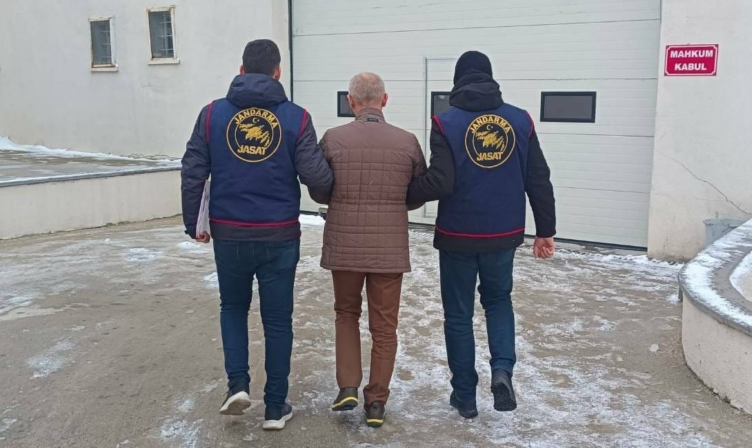 - Dolandırıcılık ve uyuşturucu hükümlüsü 2 kişi yakalandı