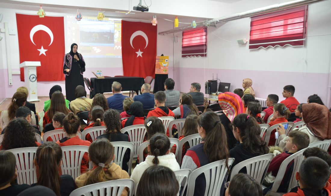 ANKARA (AA) – Kahramankazan ilçesinde, "Çevreme Duyarlıyım, Değerlerime Sahip Çıkıyorum