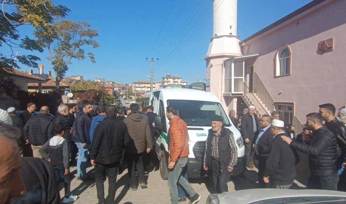 KIRIKKALE (AA) – Kırıkkale'de bazayla yataklı karyola arasına sıkışıp hayatını