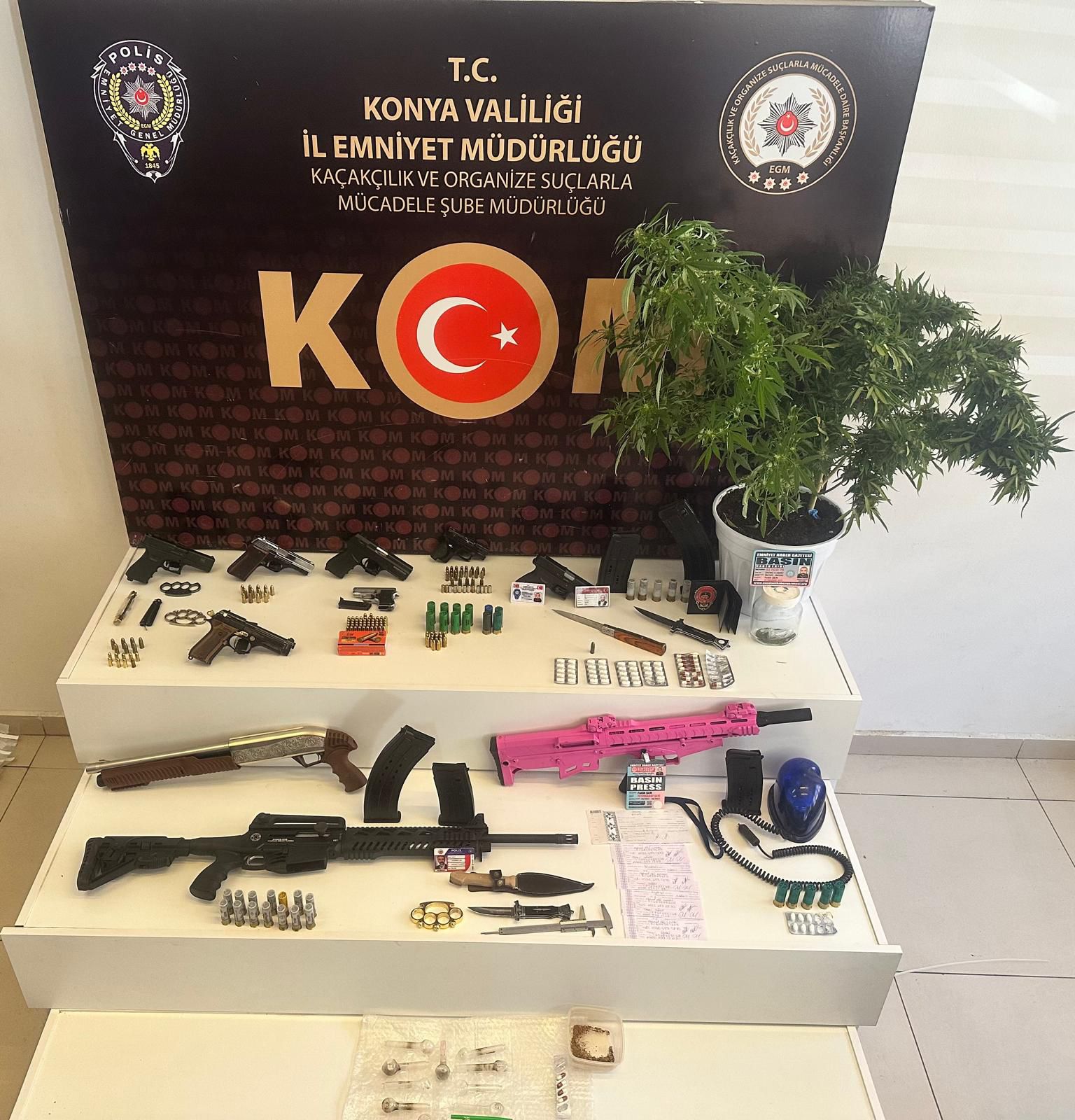 KONYA (AA) – Konya merkezli suç örgütlerine yönelik düzenlenen operasyonlarda