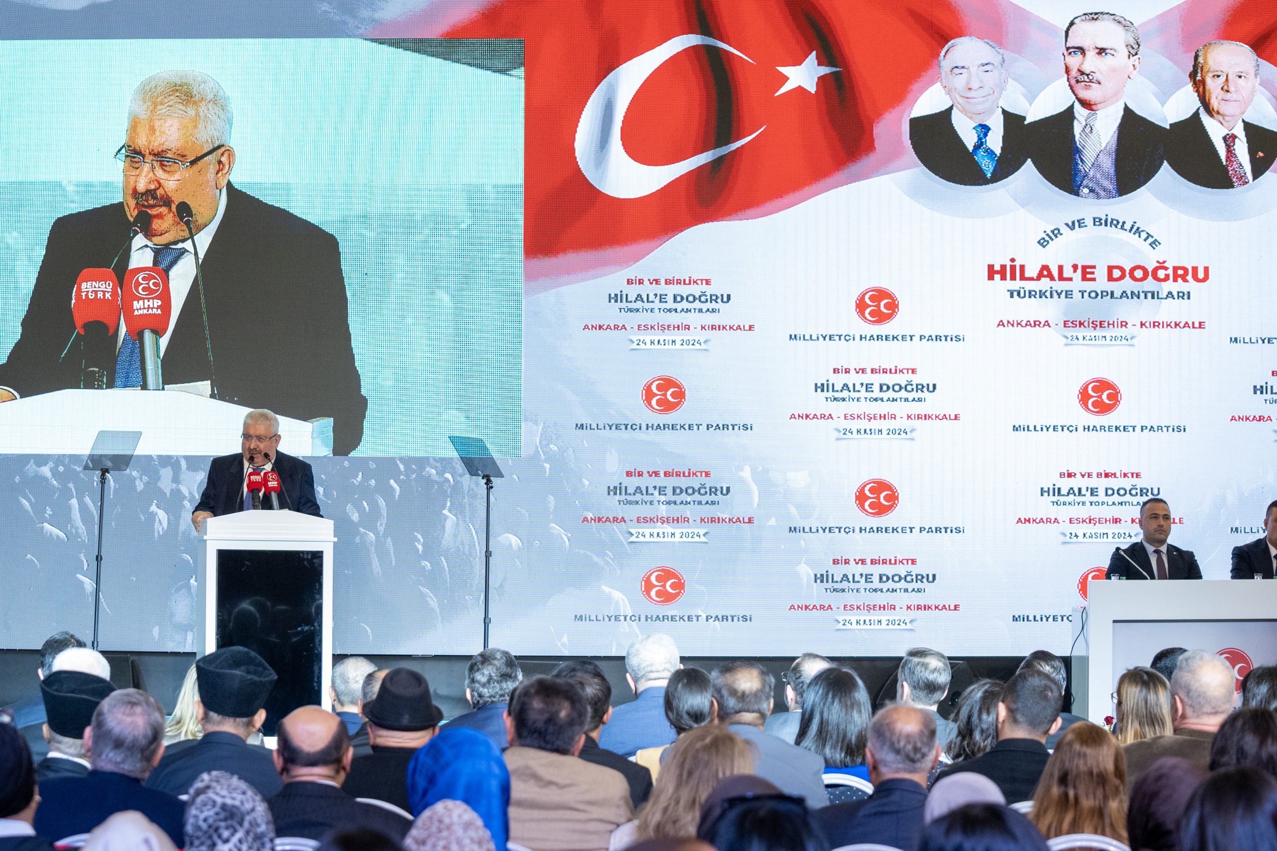 - "Türkiye, yükseldiği zirvelerde yalnızlaştırılmaya çalışılmaktadır. Yeni yüzyılda değişen şartlar