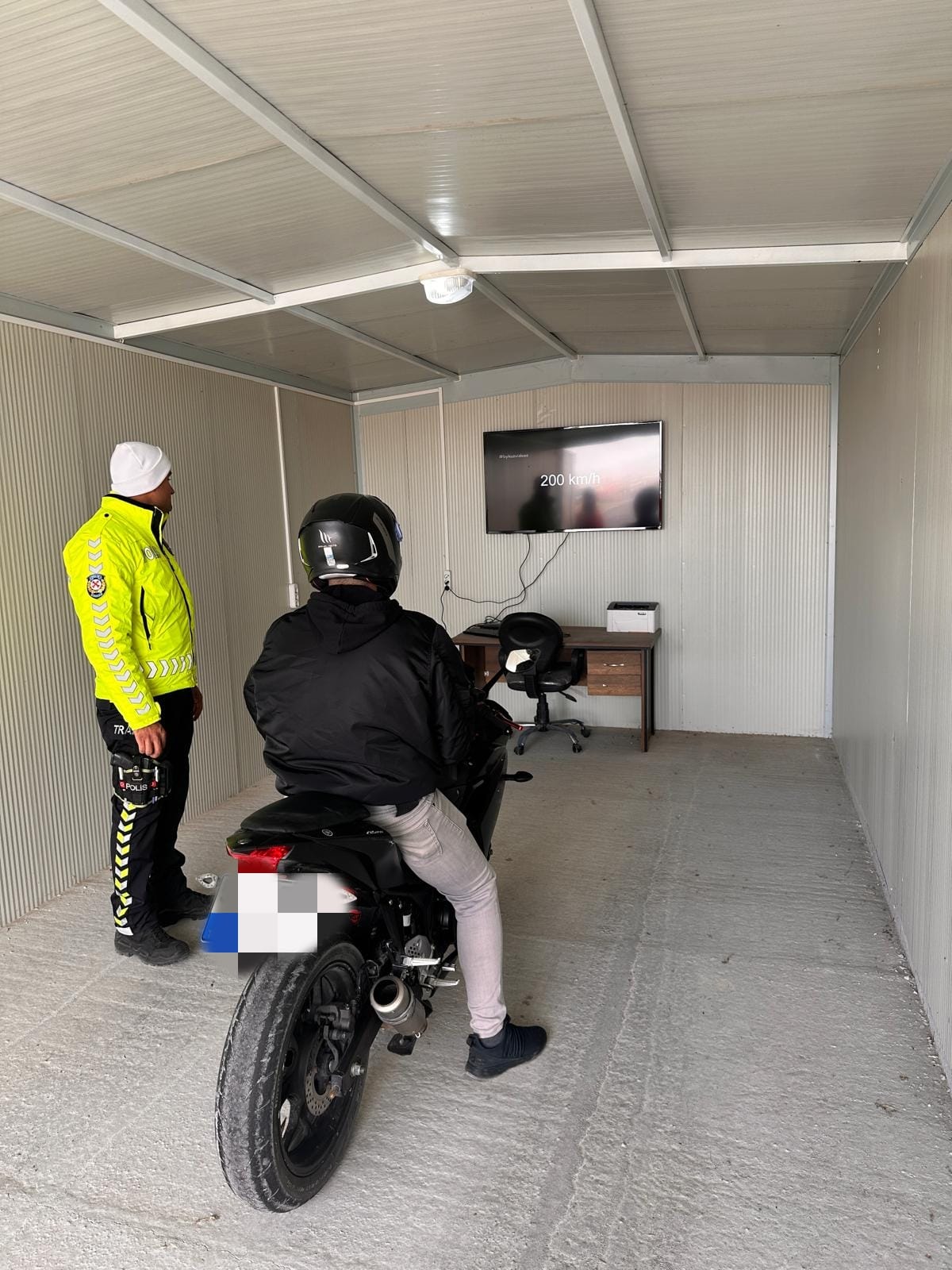 NİĞDE (AA) – Niğde'de sürücü ve yolculara trafik kuralları hakkında