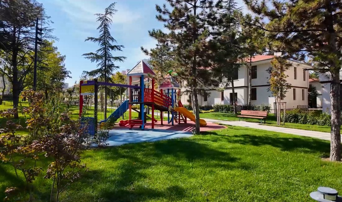 - Türkiye'nin ilk toplu konut projesi Saraçoğlu Mahallesi'nde, Emlak Konut