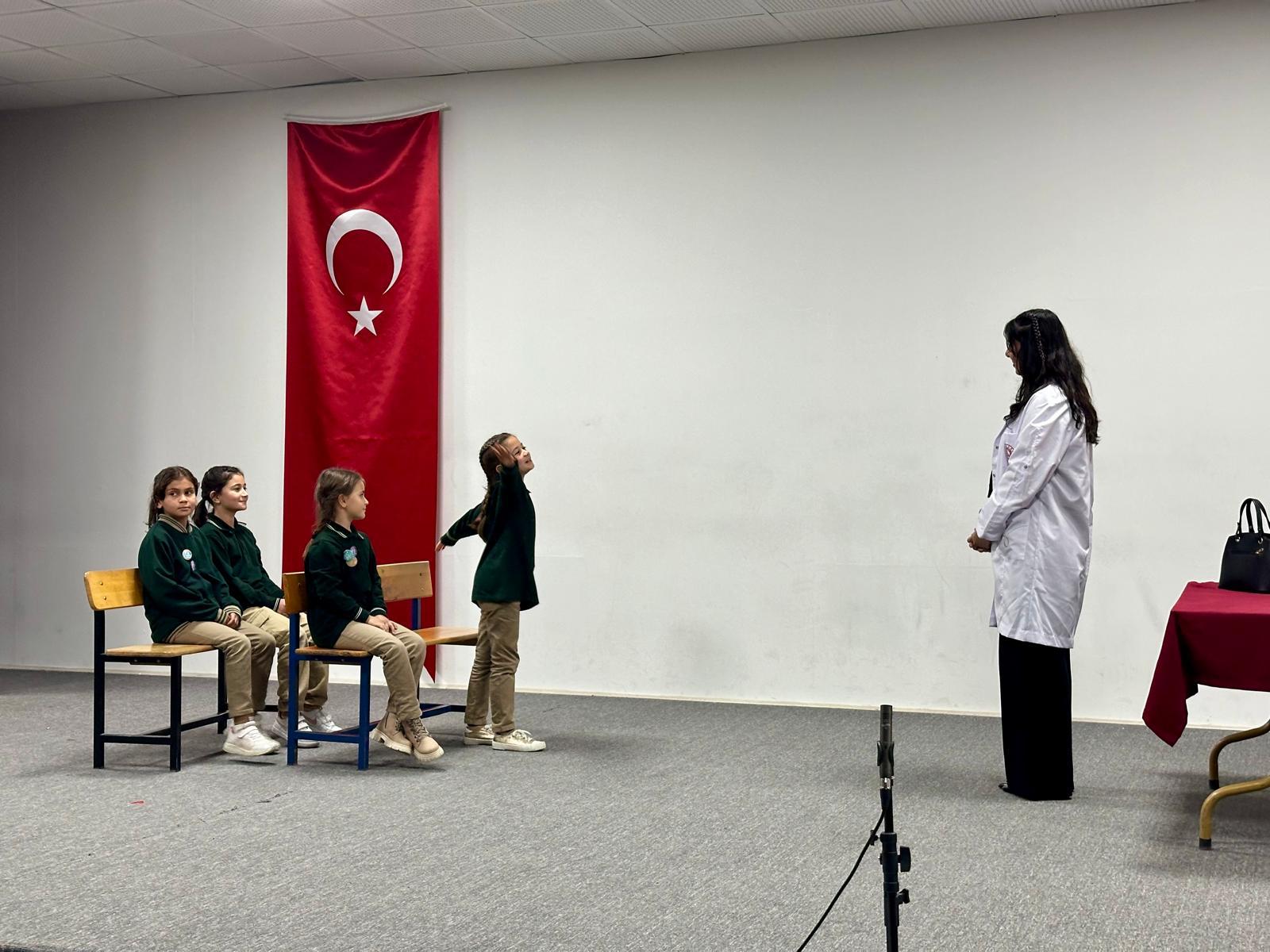 KONYA (AA) – Konya'nın Sarayönü ilçesinde 24 Kasım Öğretmenler Günü