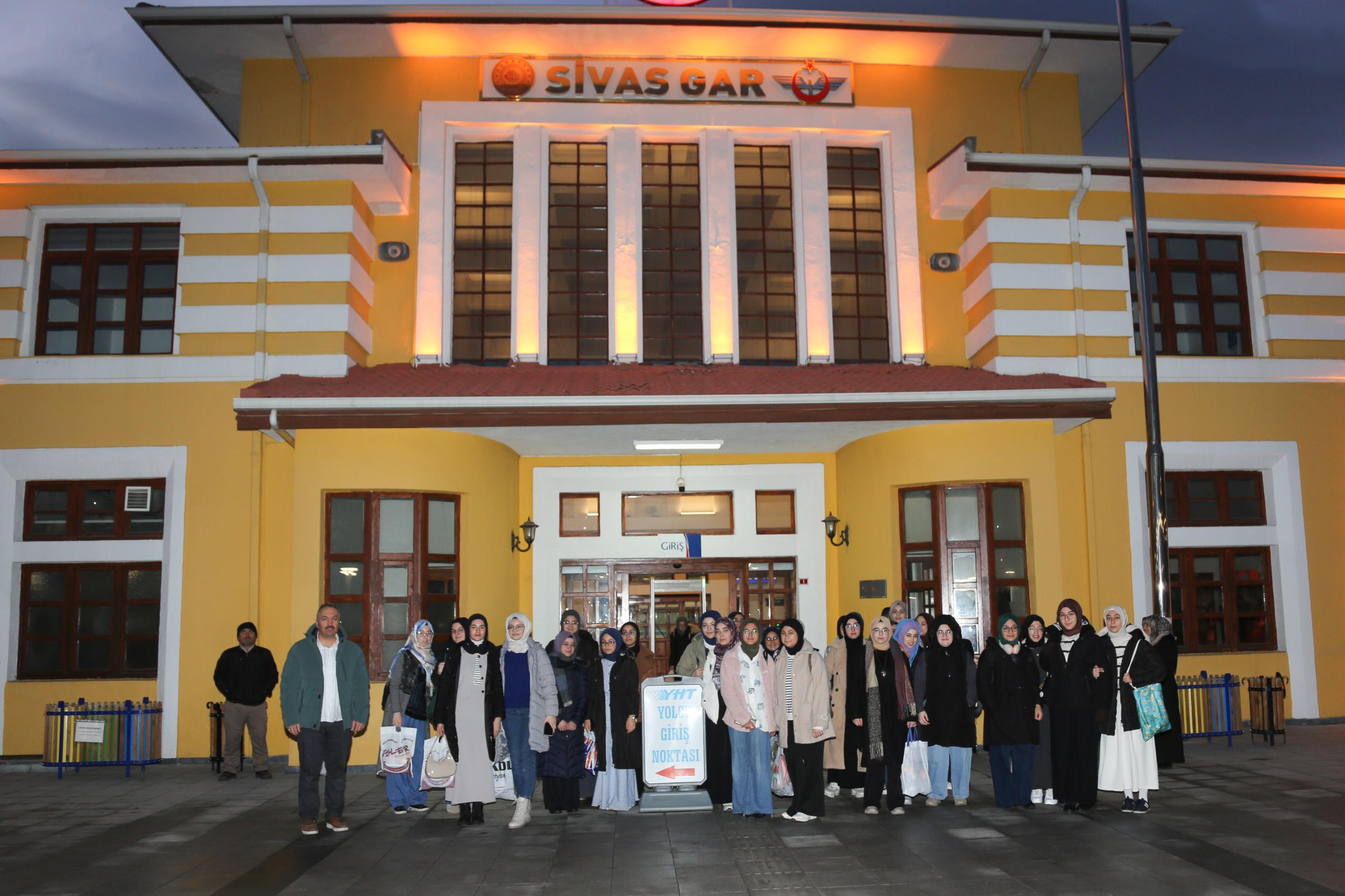 SİVAS (AA) – Sivas Asım Şahin Fen ve Sosyal Bilimler