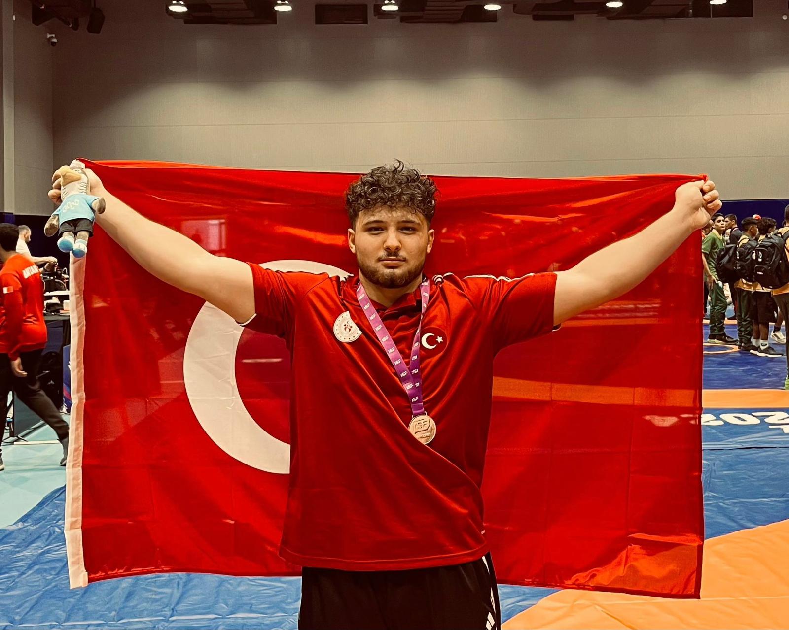 - Türkiye madalya sıralamasında 71 ülke arasında 18. sırada yer