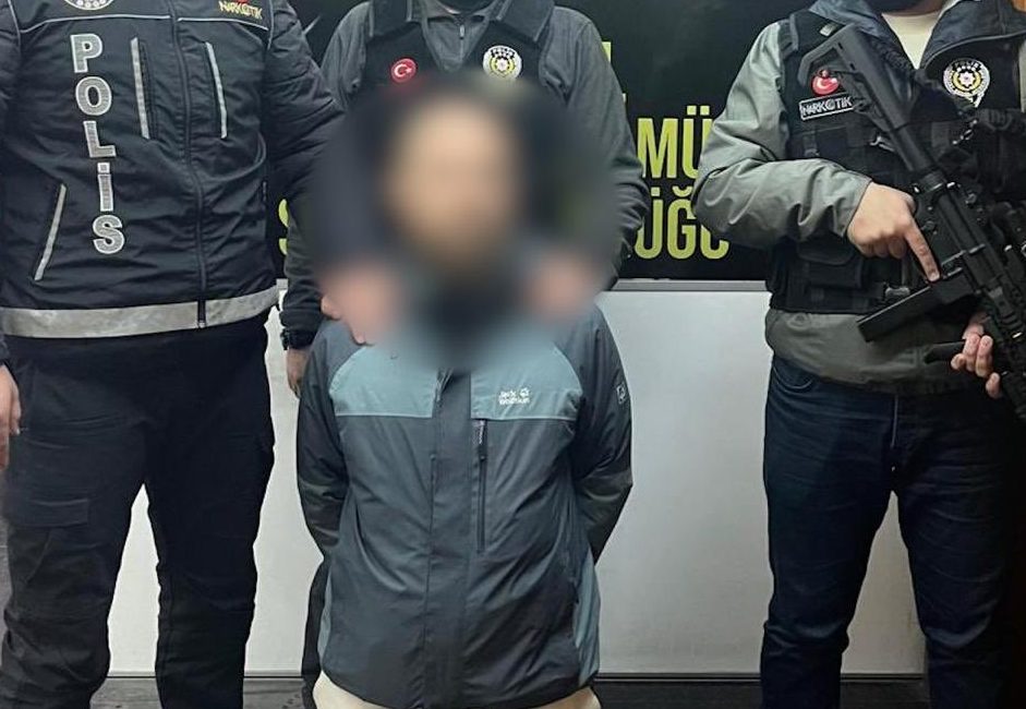 ANKARA (AA) – İçişleri Bakanı Ali Yerlikaya, difüzyon mesajıyla "uyuşturucu