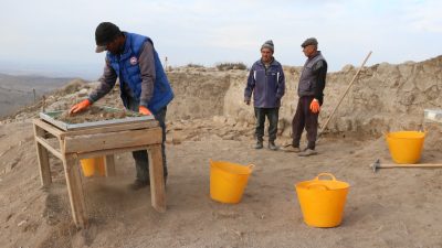 YOZGAT (AA) – Yozgat'ın Sorgun ilçesinde bulunan Kerkenes Harabeleri olarak
