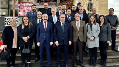 - "İnşallah Türkiye'nin de desteğiyle Suriye'de güvenli bölgeler oluşturuluyor. Sığınmacılar