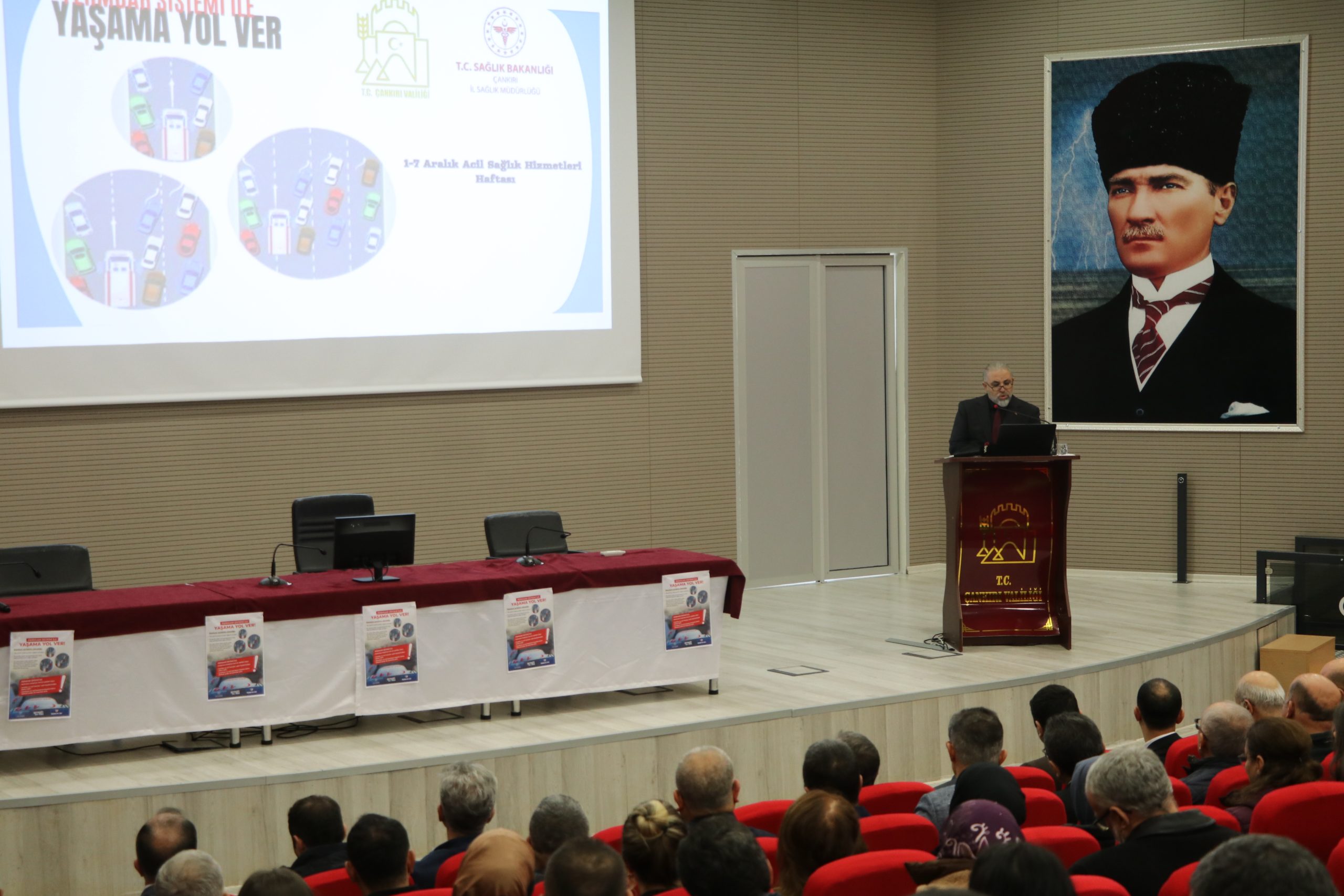 ÇANKIRI (AA) – Çankırılı sürücülerin ambulansa karşı duyarlılığını artırmak amacıyla
