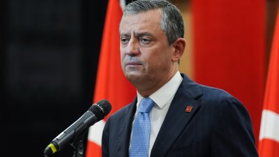ANKARA (AA) – CHP Genel Başkanı Özgür Özel, "Engellilerin sorunlarının