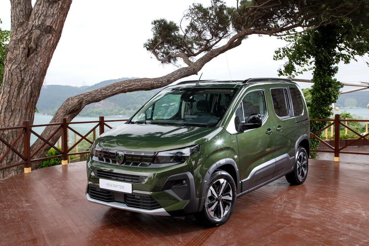 İSTANBUL (AA) – Peugeot Türkiye, binek otomobil yelpazesinin yanı sıra