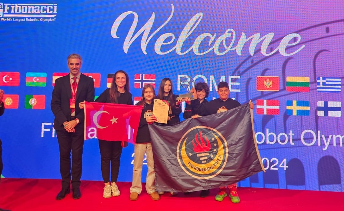 - TED Rönesans Kolejinin TEDRteam takımı, "Yazılım Teknolojileri Girişimciliği" kategorisinde