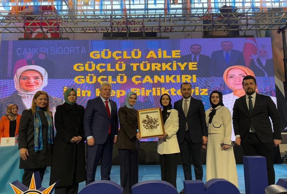 Aile ve Sosyal Hizmetler Bakanı Mahinur Özdemir Göktaş, AK Parti