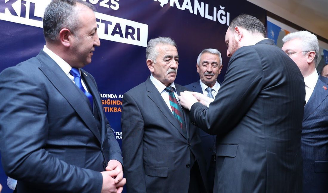 Yaylakent Belediye Başkanı ve meclis üyeleri Yeniden Refah’tan AK Parti’ye