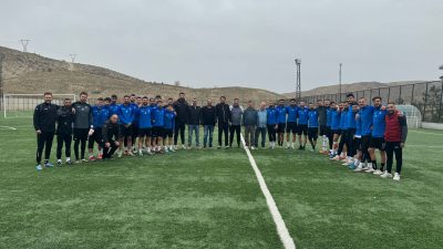 ÇANKIRI F.K. futbolcuları, Ramazan bayramının son günü kulüp yöneticileriyle bayramlaştı.