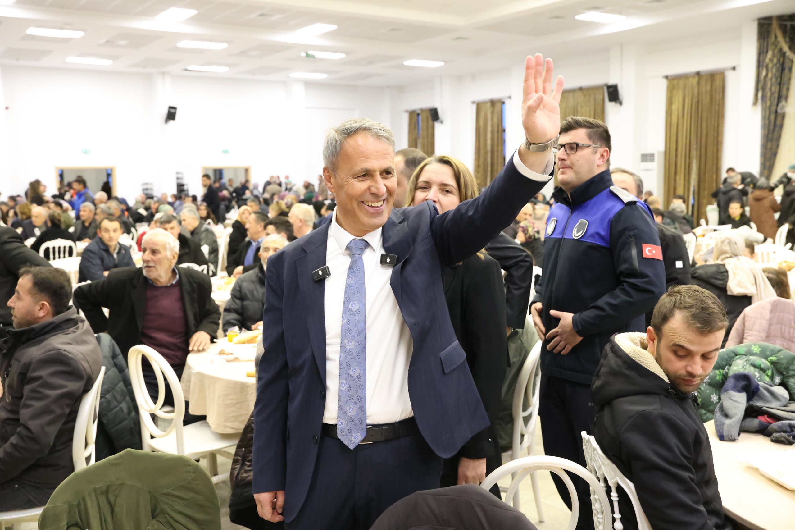 Çerkeş Belediyesi tarafından her yıl geleneksel olarak düzenlenen "Halk İftarı",