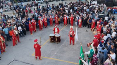 Belediye Başkanı Ömer Bezci’nin öncülüğünde düzenlenen Büyük Orta Festivali, 10-12